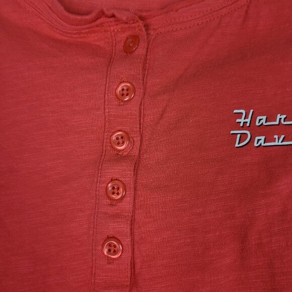 Harley Davidson Women's Size Medium Long Sleeve Shirt Red Des Moines Iowa Harley - Picture 2 of 11
